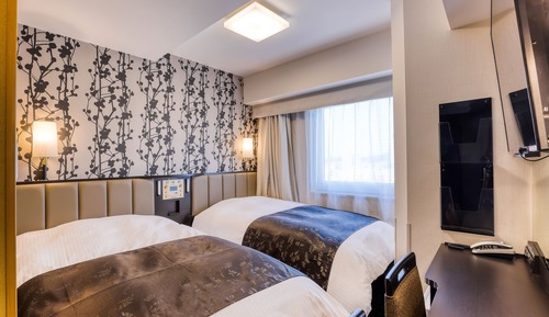 Compact Twin Room