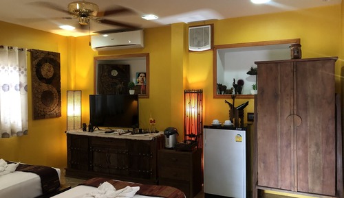 Deluxe Twin Room