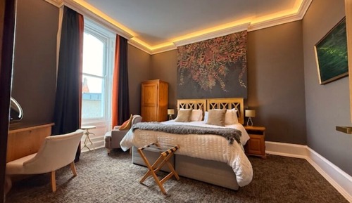 Executive Suite