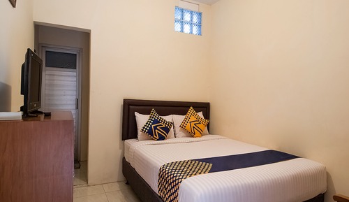 Basic Double Room