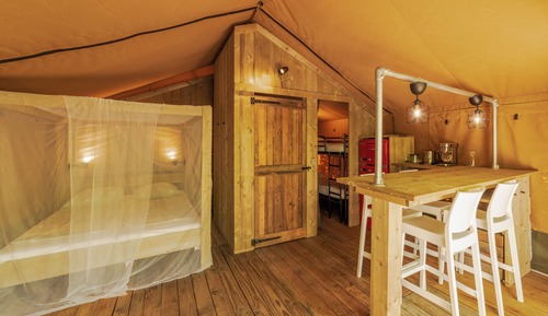 Deluxe Tent