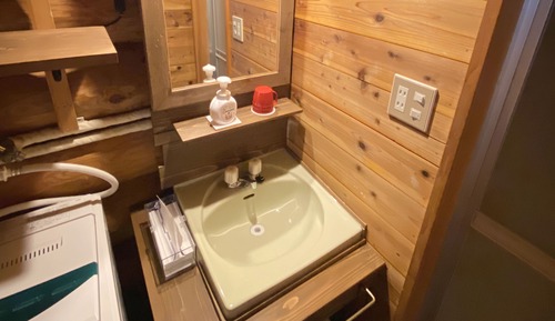 Family Room B with Private Bathroom