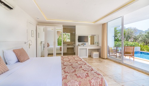 Deluxe Room, Private Pool, Garden View (Master)