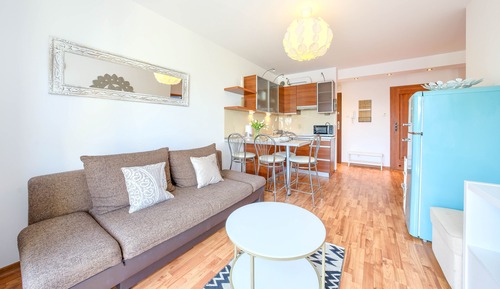 Apartment (303)