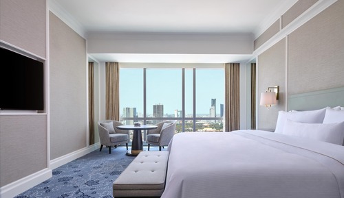 Deluxe Room, 1 King Bed, Non Smoking