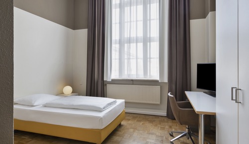 Economy Single Room