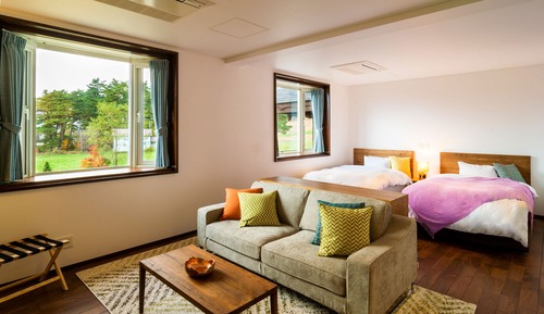 Deluxe Twin Room, Private Bathroom