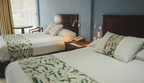 Double Room, 2 Double Beds (Pet Friendly)
