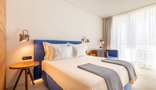 Suite (Home)