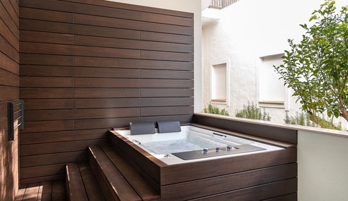 Standard Double Room, Jetted Tub