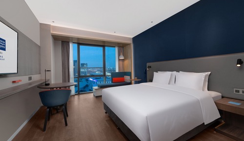 Room (Specialty)