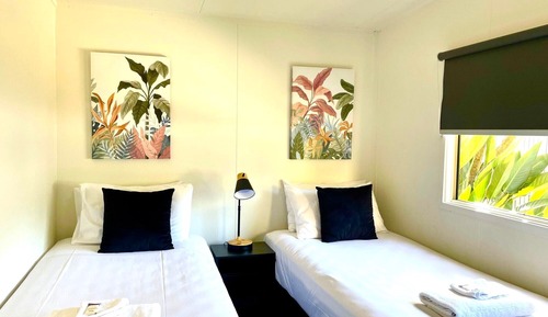 Deluxe Family Cabin