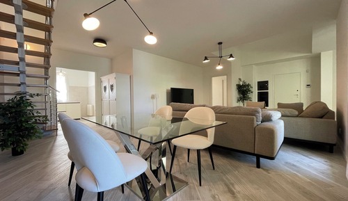 Grand Apartment