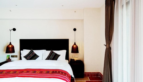 King Deluxe Room