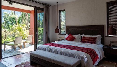 Deluxe Villa Room- Lake View