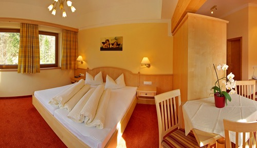 Deluxe Double Room, Balcony, Mountain View