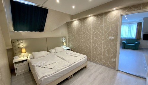 Standard Suite