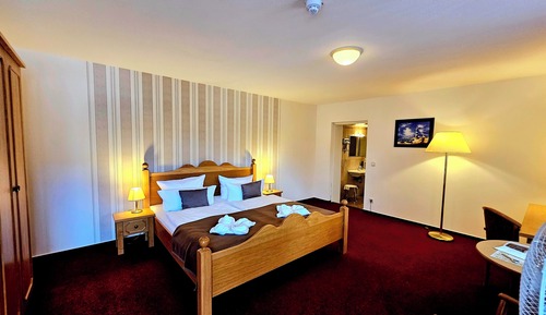 Double Room (Lifestyle)