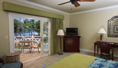 Deluxe Room, Oceanfront (2 Double Beds)