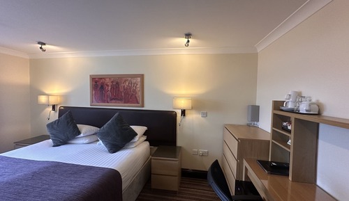 Double or Twin Room, Ensuite