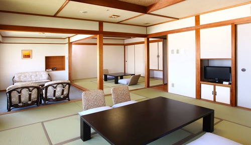Deluxe Japanese Room with Ocean View - Non-Smoking