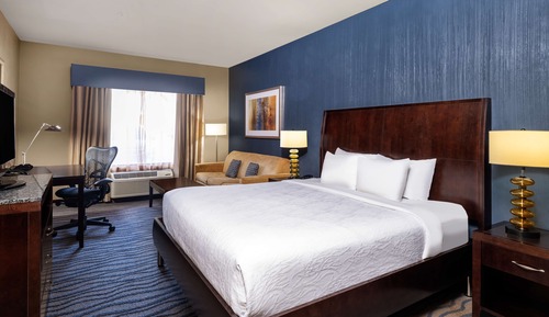 Junior Suite, 1 King Bed