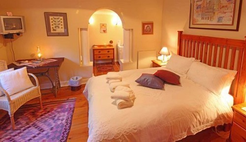 Lara's Room - (Double bedroom) 