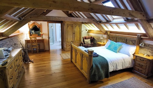 Luxury Double Room, Ensuite (Grainstore Suite Slipper )