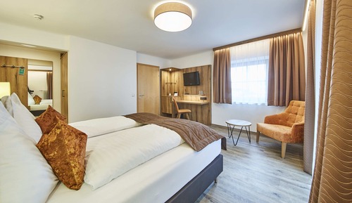 Standard Triple Room, Balcony