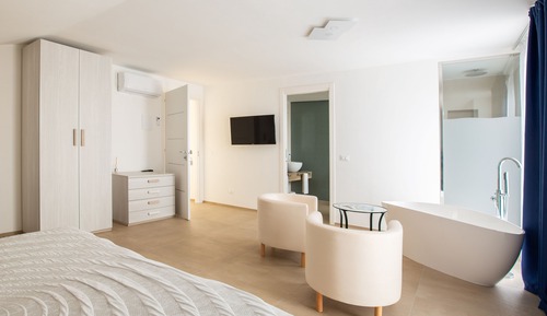 Junior Room