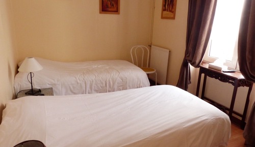 Standard Room, 2 Twin Beds