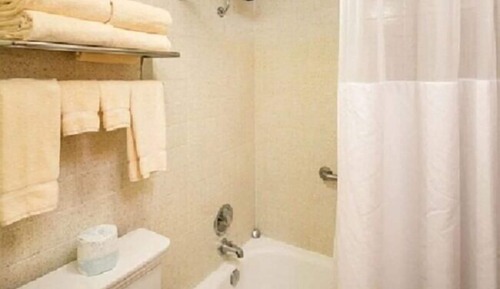 Room, 2 Queen Beds, Accessible, Non Smoking