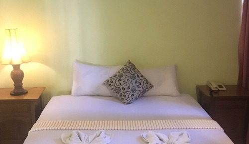 Standard Single Room, 1 Queen Bed