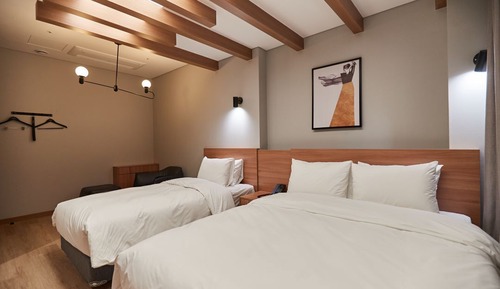 Deluxe Twin Room