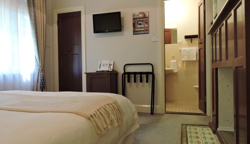 Classic Ensuite BnB - 3nts min - Adults Only