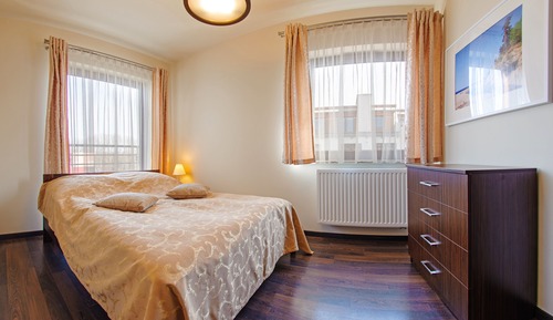 Apartment (38 B)