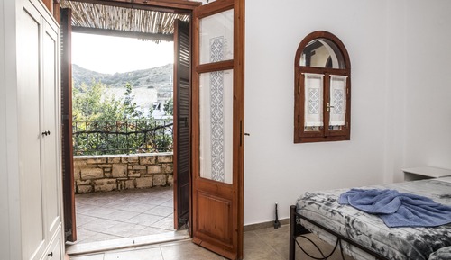 Room (Gioia)