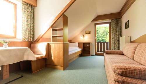 Comfort Single Room (EZK)