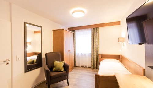 Classic Single Room (EZC)
