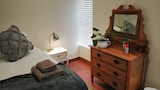 Room 8 Cottage Self catering