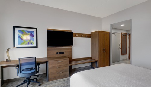 Standard Room, 1 King Bed, Accessible (Communications)