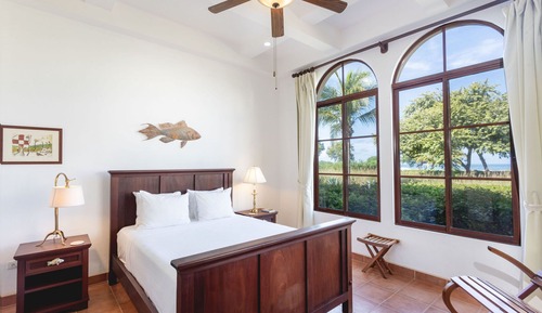 Pacific Condo 6B