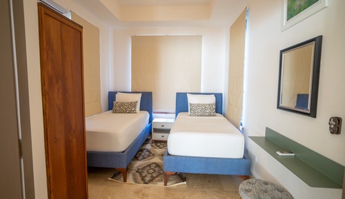 Pacific Condo 3B