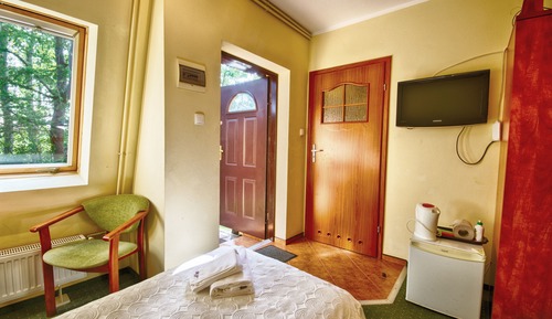 Economy Cabin