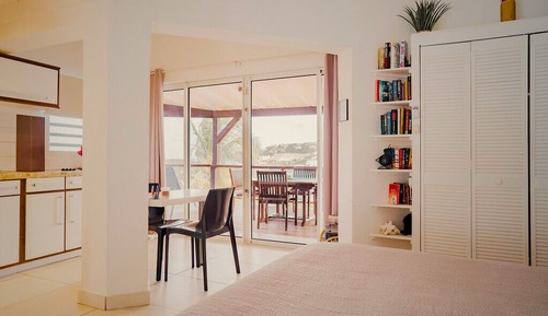 BUNGALOW 17