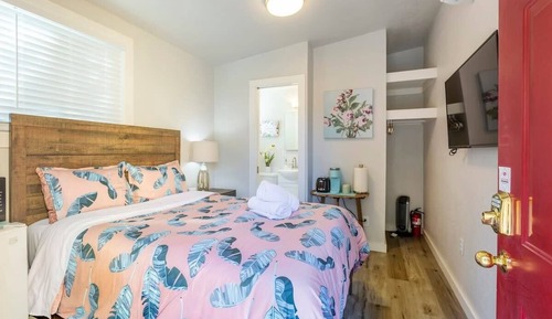 House (1 Bedroom)