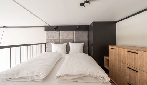 Family Studio Suite