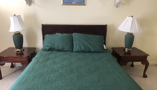 Double Room (Jade)