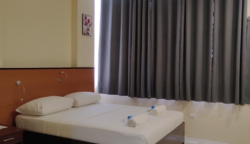 Deluxe Single Room, 1 Queen Bed