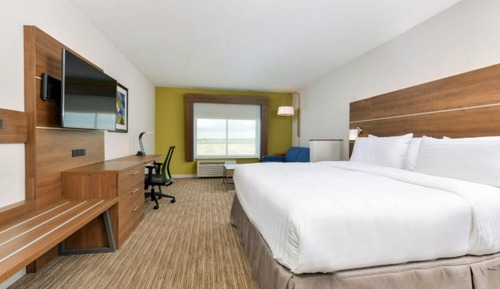 Standard Room, 2 Queen Beds, Accessible (Mobility Tub)
